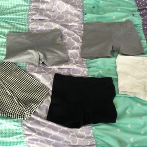 Old Navy girls under shorts